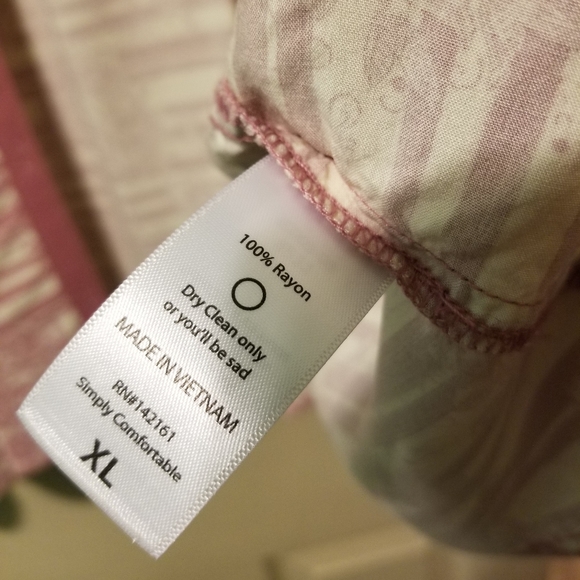 Lularoe Floral Amy Blouse - Picture 2 of 3